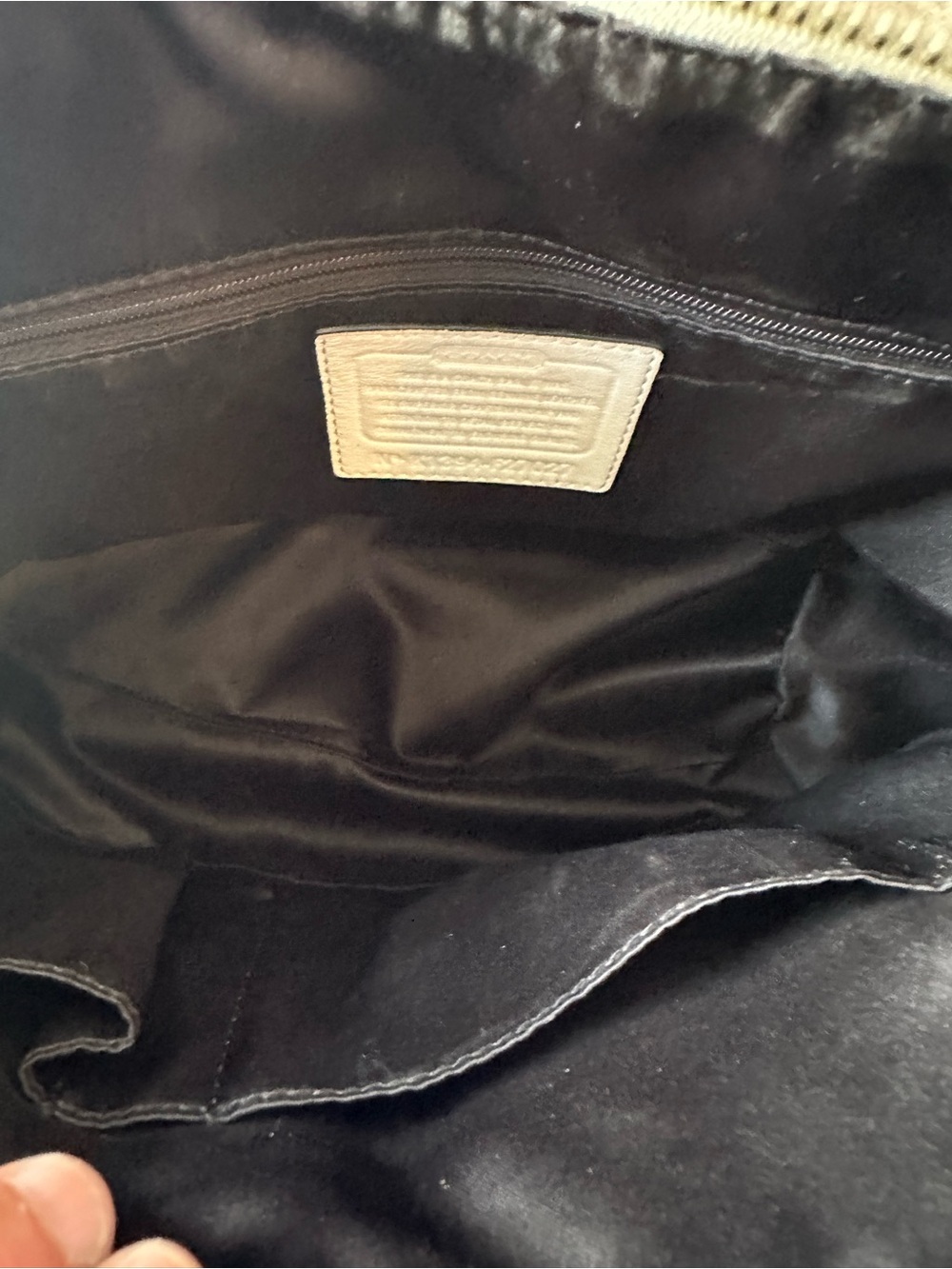 COACH Taylor Spectator Black Leather Satchel Crossbody Bag Chic Classic F27027 - Picture 4 of 13